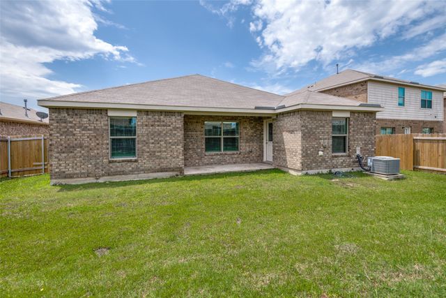 3121 Angus Drive, Forney, TX 75126