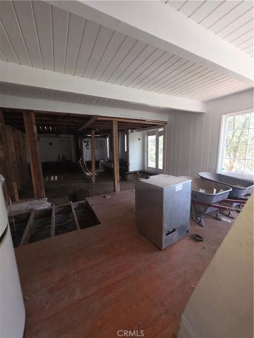 8709 Lookout Mountain, Los Angeles, CA 90046