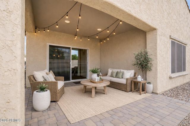 10826 E Topaz Avenue, Mesa, AZ 85212