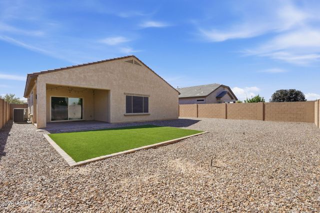 10826 E Topaz Avenue, Mesa, AZ 85212