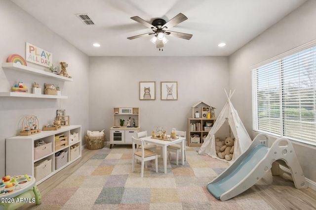 10826 E Topaz Avenue, Mesa, AZ 85212