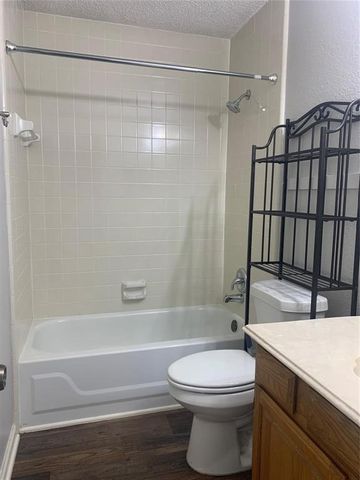 2766 Claremont Drive, Grand Prairie, TX 75052