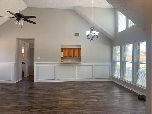 2766 Claremont Drive, Grand Prairie, TX 75052