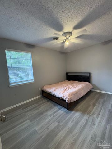 346 Quigley Rd, Pensacola, FL 32506