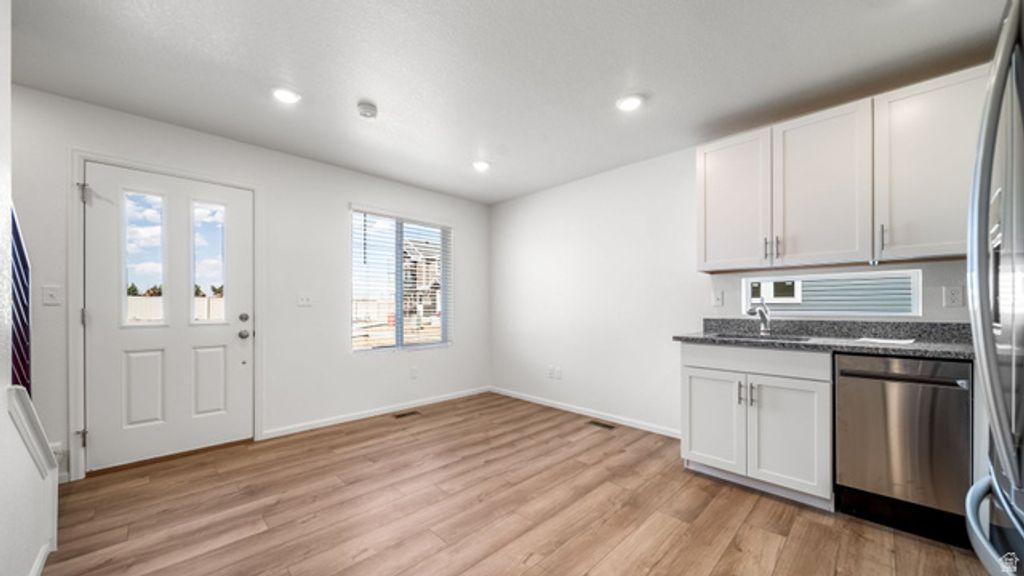 541 N BEAVER LN, Saratoga Springs, UT 84045 — photo 3