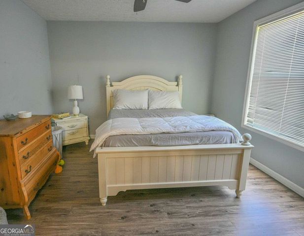 120 Windcroft Circle NW, Acworth, GA 30101