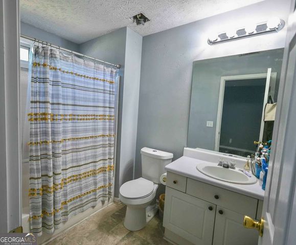 120 Windcroft Circle NW, Acworth, GA 30101