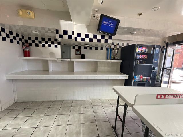 112 N 5th Avenue, Mount Vernon, NY 10550