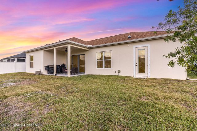 1923 Crossbill Drive, Titusville, FL 32796