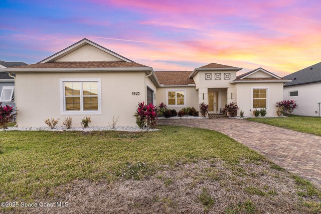 1923 Crossbill Drive, Titusville, FL 32796