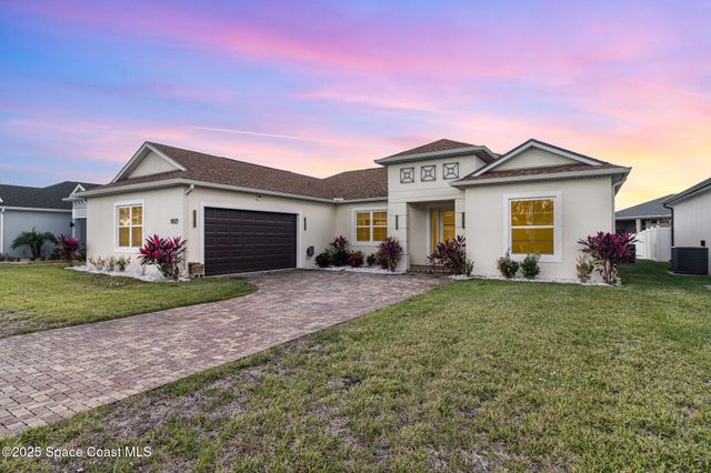 1923 Crossbill Drive, Titusville, FL 32796