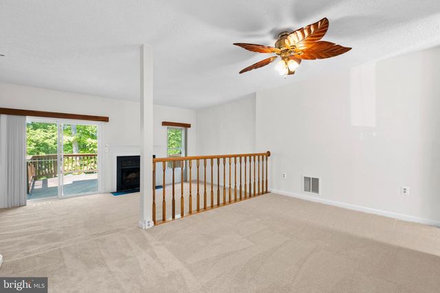11513 HILL MEADE LN, Woodbridge, VA 22192