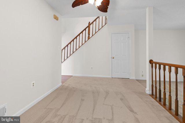 11513 HILL MEADE LN, Woodbridge, VA 22192