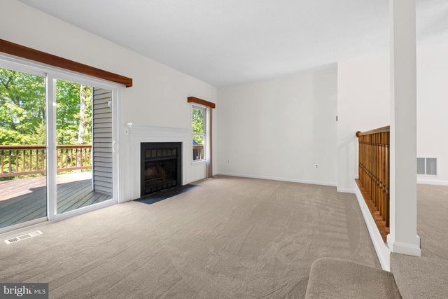 11513 HILL MEADE LN, Woodbridge, VA 22192