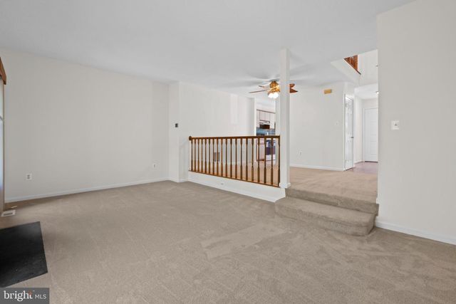 11513 HILL MEADE LN, Woodbridge, VA 22192