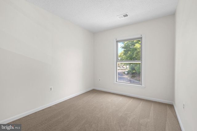 11513 HILL MEADE LN, Woodbridge, VA 22192