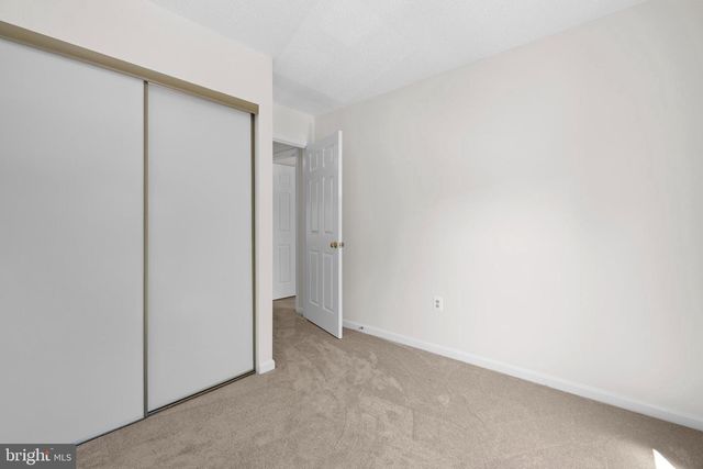 11513 HILL MEADE LN, Woodbridge, VA 22192