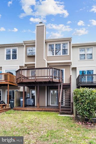 11513 HILL MEADE LN, Woodbridge, VA 22192