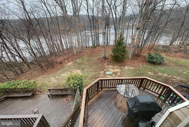 11513 HILL MEADE LN, Woodbridge, VA 22192