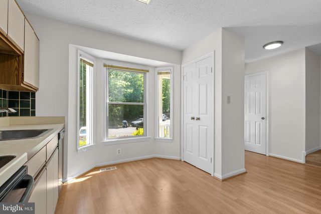11513 HILL MEADE LN, Woodbridge, VA 22192