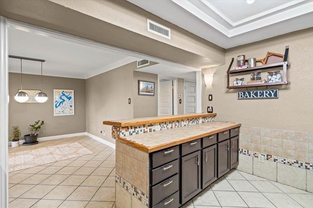 143 World Of Tennis SQ D143, Lakeway, TX 78738