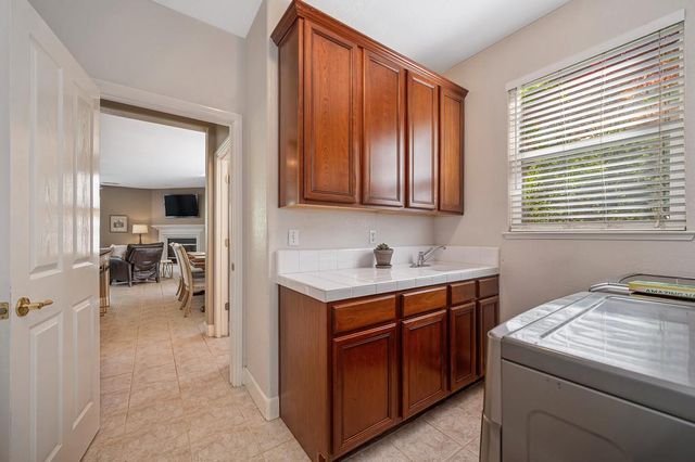 5001 Estero Way, El Dorado Hills, CA 95762