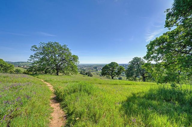 5001 Estero Way, El Dorado Hills, CA 95762