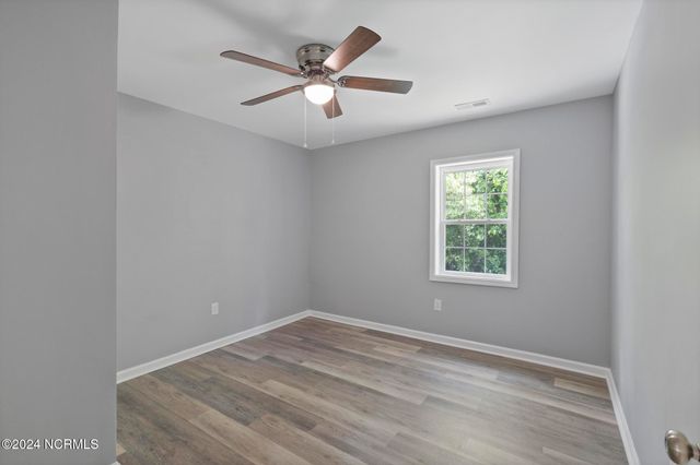 690 Maple Hill School Road, Maple Hill, NC 28454