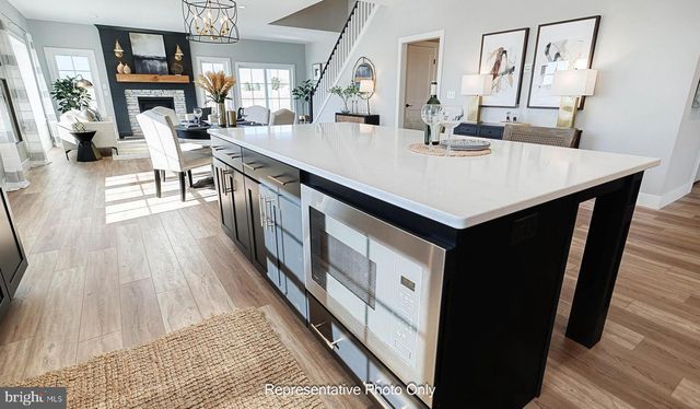 528 WINDING CREEK BLVD, Annville, PA 17003