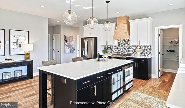 528 WINDING CREEK BLVD, Annville, PA 17003