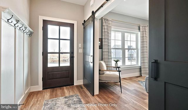 528 WINDING CREEK BLVD, Annville, PA 17003