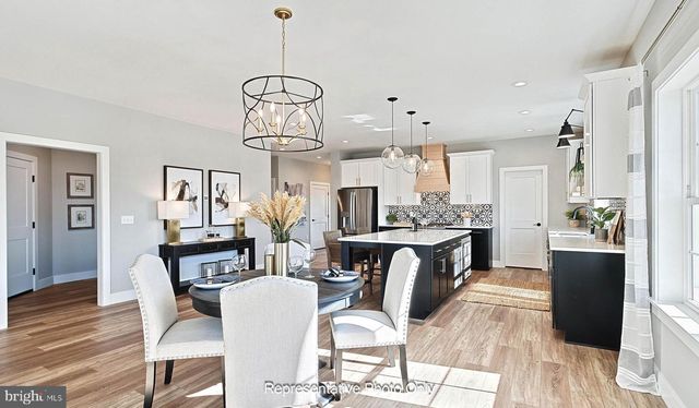 528 WINDING CREEK BLVD, Annville, PA 17003