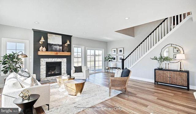 528 WINDING CREEK BLVD, Annville, PA 17003