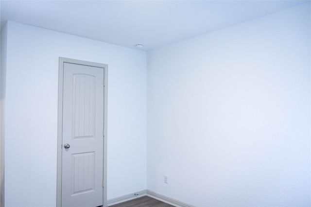 231 Sweetwater Creek LN, Hutto, TX 78634
