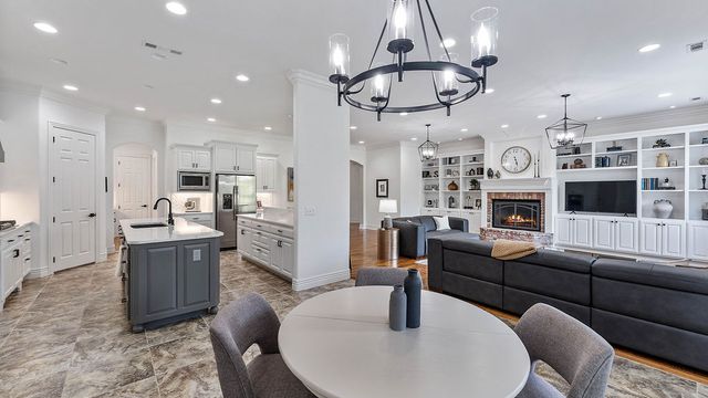 3367 Thornbury Drive, Springdale, AR 72764