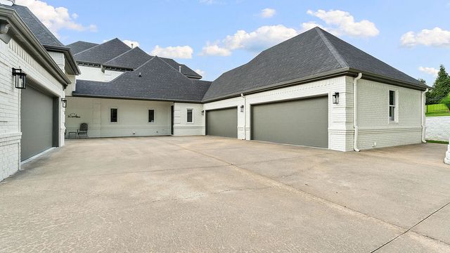 3367 Thornbury Drive, Springdale, AR 72764