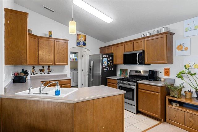 1794 Key Drive, Medford, OR 97501