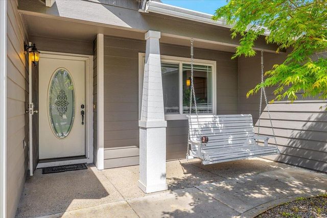 1794 Key Drive, Medford, OR 97501