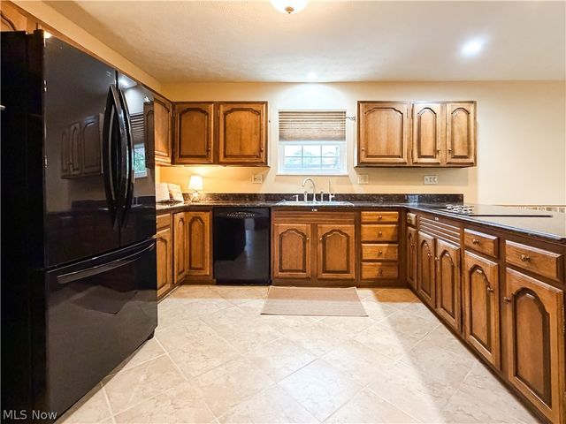 87 Cummins Street, Washington, WV 26181