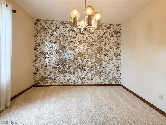 87 Cummins Street, Washington, WV 26181