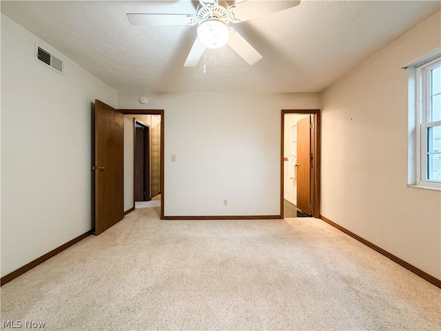 87 Cummins Street, Washington, WV 26181