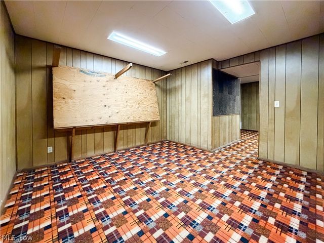 87 Cummins Street, Washington, WV 26181