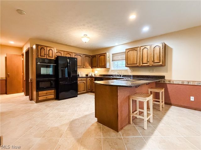 87 Cummins Street, Washington, WV 26181
