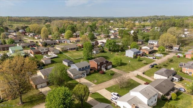87 Cummins Street, Washington, WV 26181