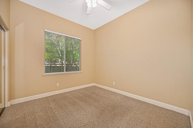 897 Palmer Cir, Folsom, CA 95630