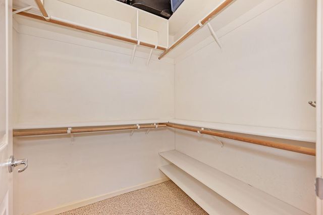 897 Palmer Cir, Folsom, CA 95630