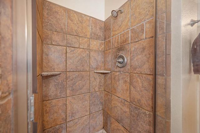 897 Palmer Cir, Folsom, CA 95630