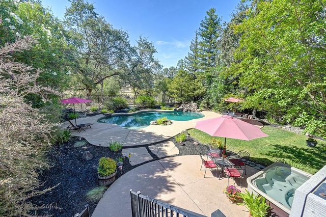 897 Palmer Cir, Folsom, CA 95630