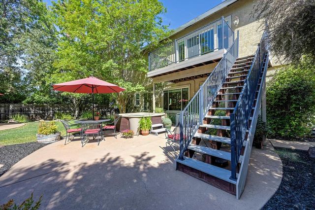 897 Palmer Cir, Folsom, CA 95630