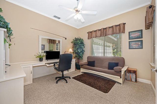 897 Palmer Cir, Folsom, CA 95630